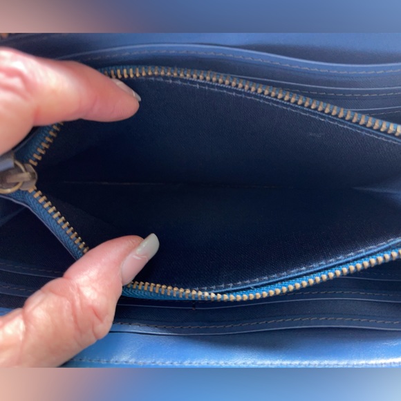 COPY - ✨✨Burberry Blue Label Japan Exclusive Zip up Wallet✨✨ - Picture 12 of 12